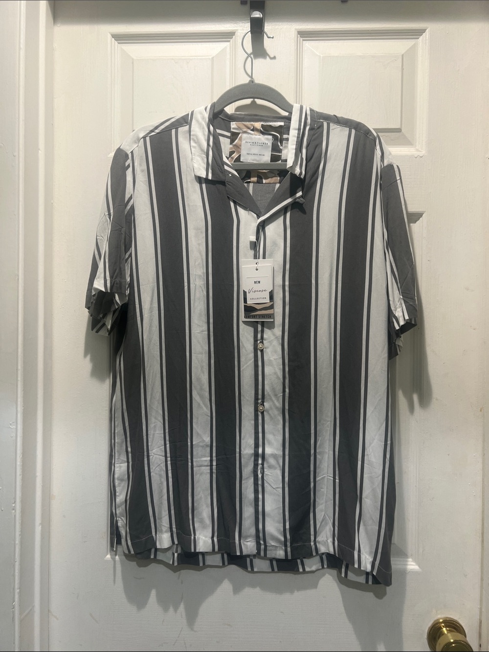 Ricky Singh Vertical Stripe Short-Sleeve Button-Down Shirt - Gray & White